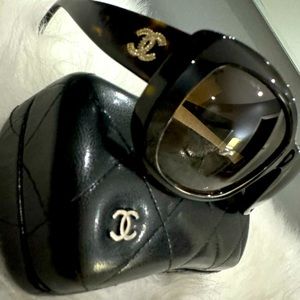 Authentic Chanel Tortoise Shell CC Sunglasses 5239 with Chanel Case